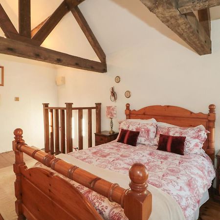 Pike Cottage Acton Turville Exterior foto