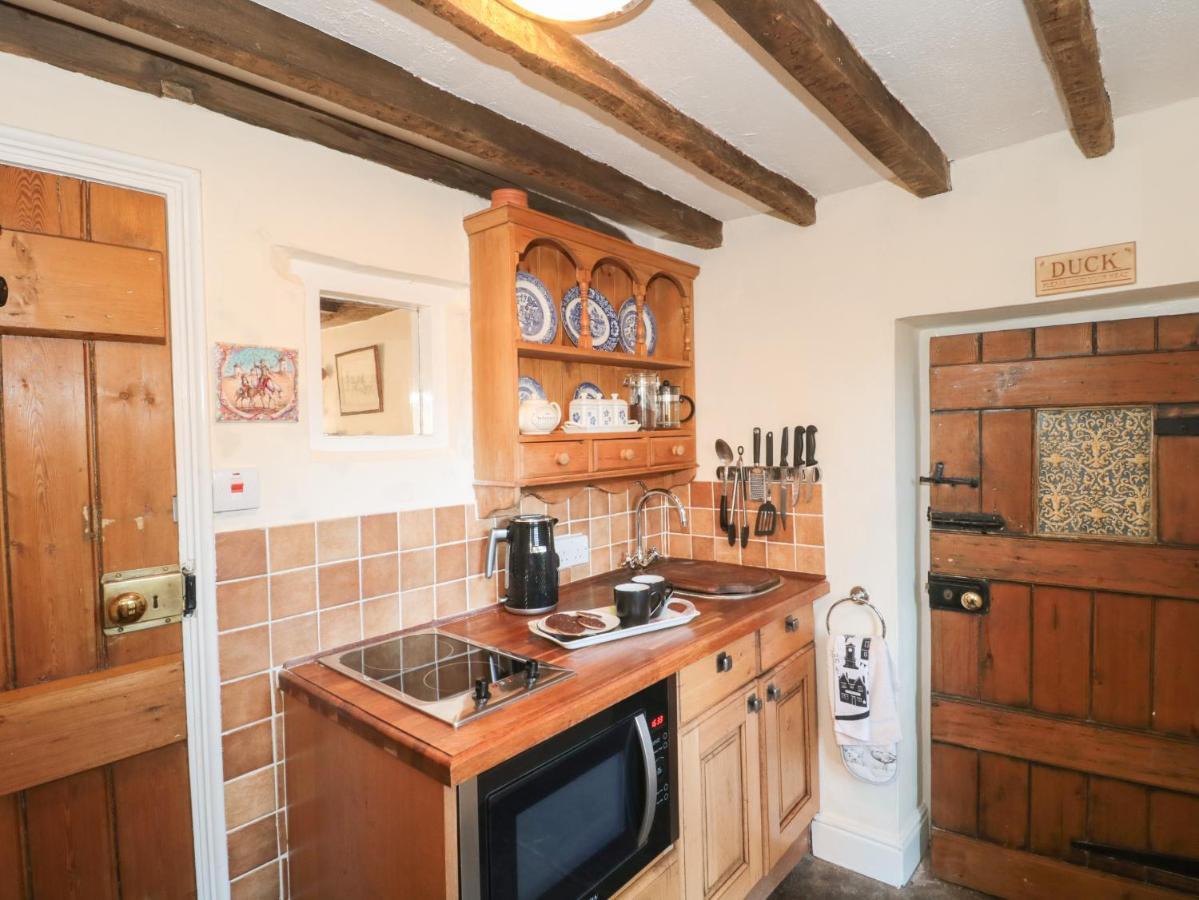 Pike Cottage Acton Turville Exterior foto
