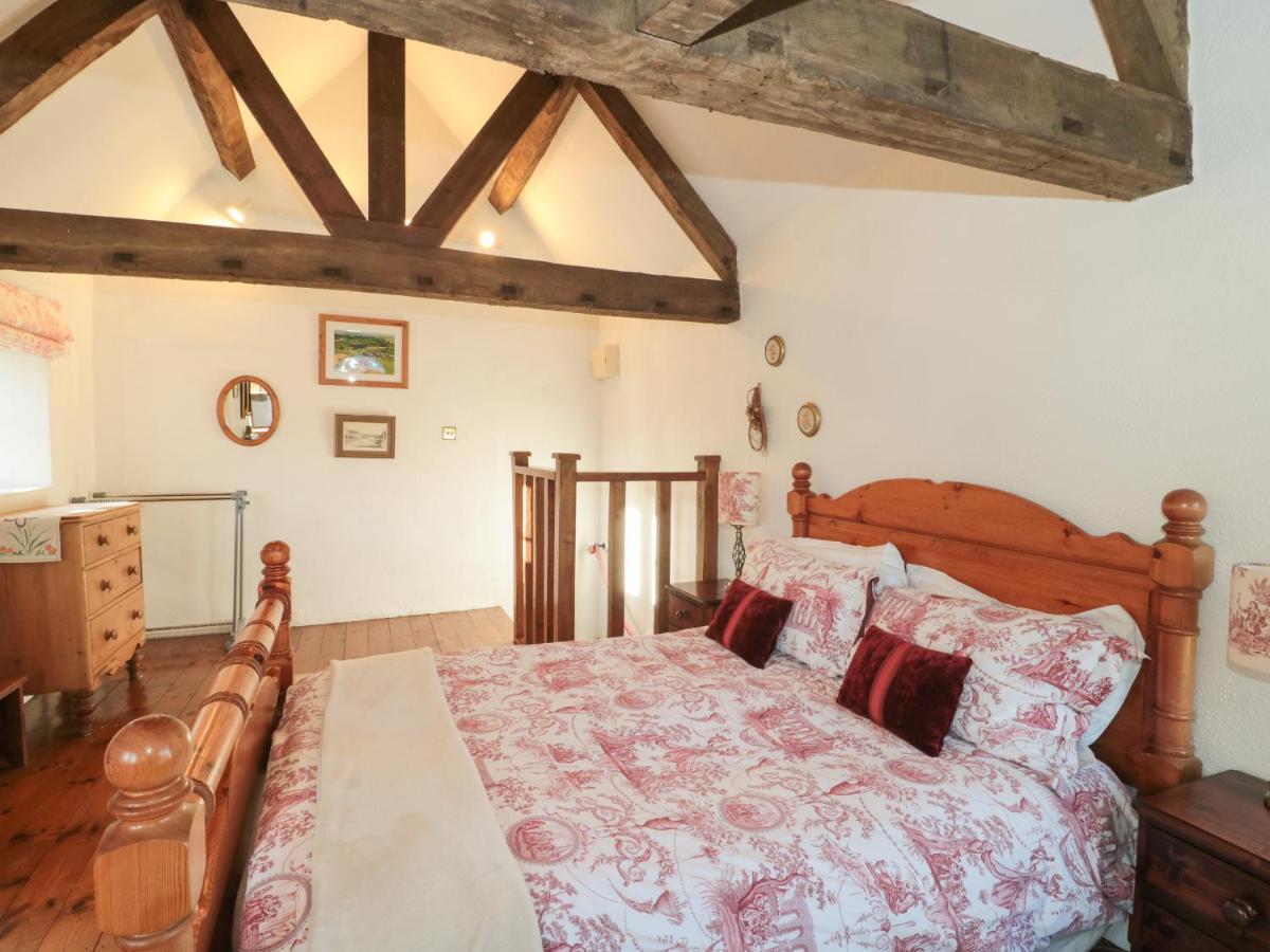 Pike Cottage Acton Turville Exterior foto