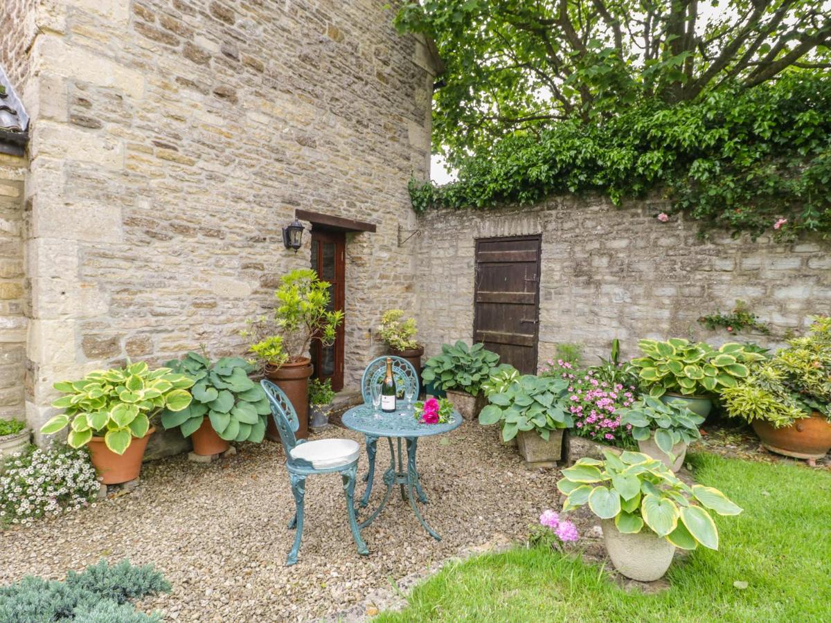 Pike Cottage Acton Turville Exterior foto
